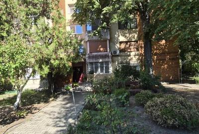 Apartament cu 2 camere decomandat în Medicină - 1