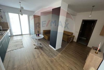 DE INCHIRIAT apartament cu parcare langa Casa Crisan - 1