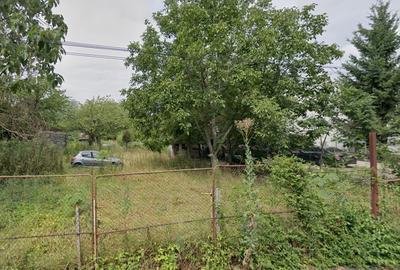 Teren langa Padurea Baneasa vzv de complex Stejarii - Jandarmeiriei - 2