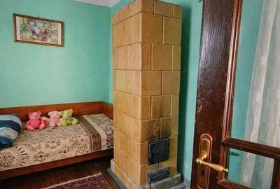 Casă cu 4 camere în Rogoz - 14