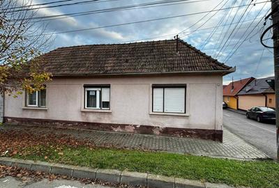 Casă cu 4 camere în Central - 4