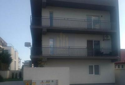 Apartament cu 3 camere semidecomandat, mobilat în Central