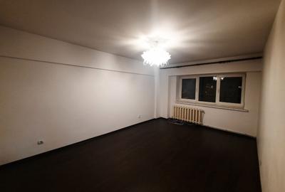 Apartament cu 4 camere decomandat în Mărăței - 3