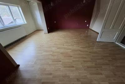 Zona str. Valea Borcutului casa D+P+E, construita in anul 2000, teren 800 mp - 2