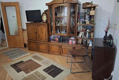 Inchiriere apartament 2 camere | Titan metrou | bloc stradal | etaj 7 | zona verde| curat | civiliza Inchiriere apartament 2 camere | Titan metrou | bloc stradal | etaj 7 | zona verde| curat | civiliza - 9