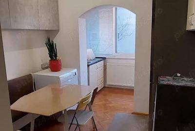 Apartament cu 3 camere decomandat în Bucovina - 1