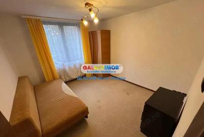 Apartament cu 3 camere decomandat în Tei - 4