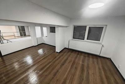 Spațiu comercial, de 117 mp, în Central - 1