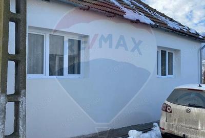 Casă cu 3 camere cu Teren 634 Mp în Axente Sever - 6