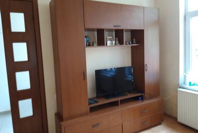 Casă cu 3 camere cu Teren 220 Mp în P-ța Universității - 6