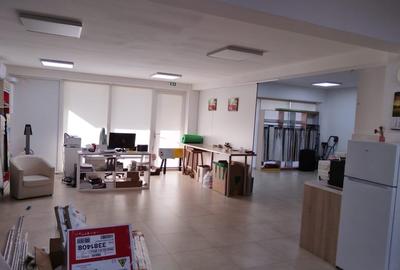 De vanzare 2 spatii comerciale de 60mp fiecare cu locuri de parcare De vanzare 2 spatii comerciale de 60mp fiecare cu locuri de parcare - 5