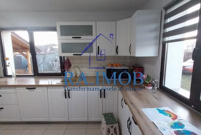 Casă cu 4 camere în Strejnicu - 5