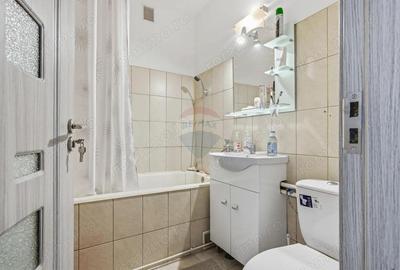 Apartament cu 3 camere de vanzare in zona Palat - 3