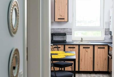 Garsonieră decomandată în Tractorul