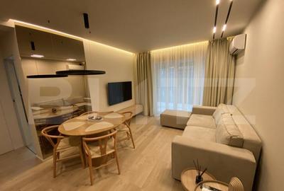 Apartament cu trei camere, 50 mp, ultrafinisat, zona Coada L - 1