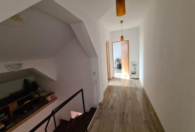 Apartament cu 4 camere decomandat, mobilat în Sărari - 7