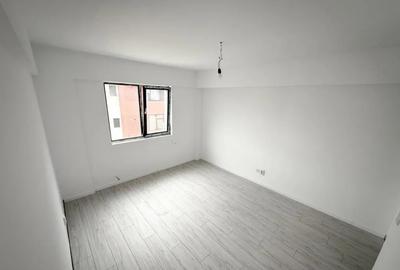 Apartament cu 2 camere semidecomandat în Prelungirea Ghencea