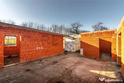Casă cu 3 camere cu Teren 800 Mp în Cetariu - 15