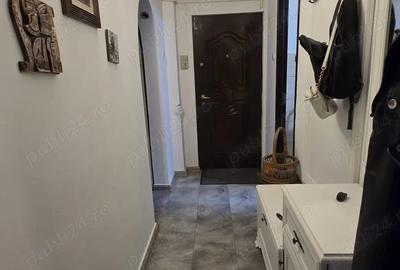 Apartament 3 camere de vanzare Tractoru, Bra?ov Apartament 3 camere de vanzare Tractoru, Bra?ov - 4