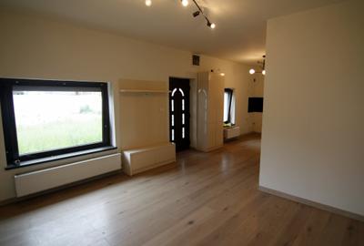 Proprietate renovata, ideala Apart-Hotel, Clinica, Birouri, curte generoasa - 5