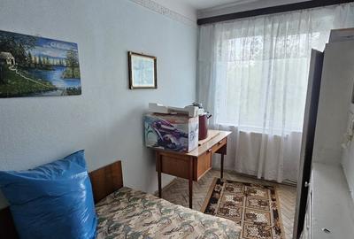 Apartament cu 3 camere semidecomandat, mobilat în Moinești - 7