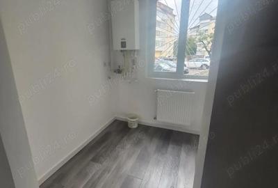 Garsonieră decomandată în Central - 4