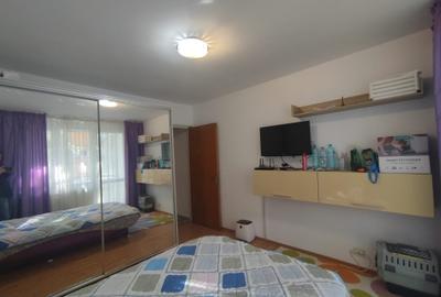 Apartament cu 3 camere semidecomandat, mobilat în Titan - 3