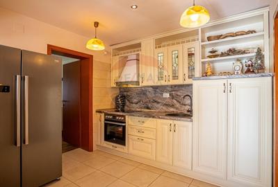 Vila de lux  cu 6 camere de vanzare /534 mp teren/Simon Bran - 5