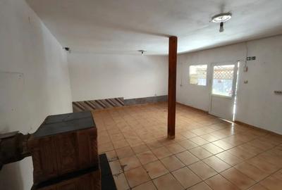 Imobil versatil spa?iu comercial sau locuin?a, 50 mp + doua terase - 2