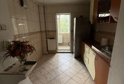 Apartament cu 2 camere decomandat în Micro 21 - 5