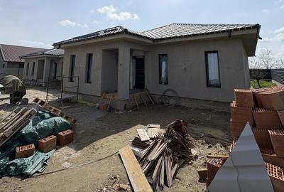 Casă cu 4 camere în Golești - 5