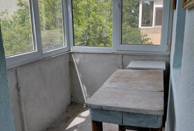 Apartament cu 2 camere decomandat în Micro 17