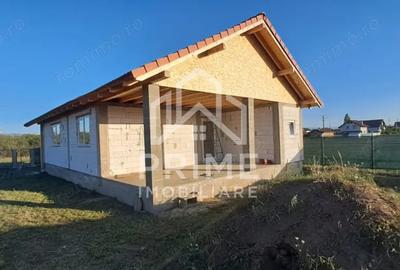 Casă cu 3 camere cu Teren 563 Mp în Central