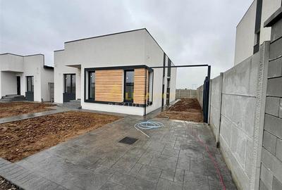 Casă individuală cu 4 camere cu Teren 30 Mp în Berceni - 3