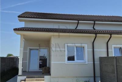 Duplex cu 4 camere cu Canalizare în Moșnița Veche - 2