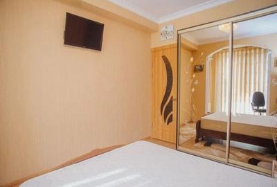 1 camera in zona Unirii - 13