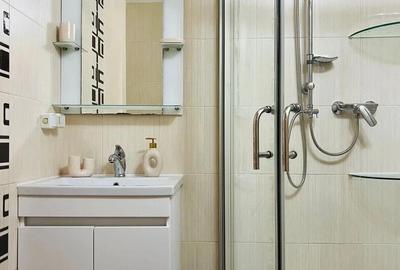 Apartament cu 2 camere decomandat în Olteniței