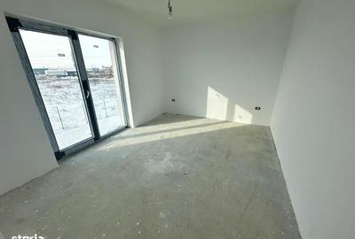 Casă cu 4 camere cu Teren 330 Mp în Ghencea - 3