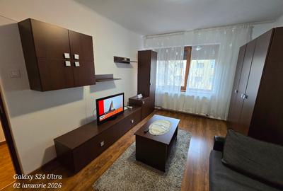 Garsonieră decomandată în Exercițiu