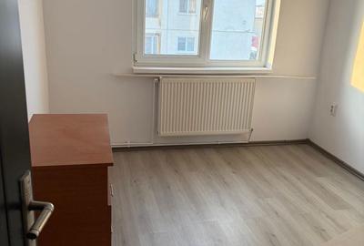 Apartament cu 3 camere decomandat în Central - 6