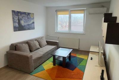 Apartament cu 2 camere semidecomandat în Central