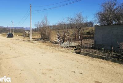 Teren de 2338 mp, în Bălești - 2