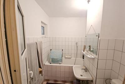 Apartament 3 camere - decomandat - Alexandru Obregia - bloc reabilitat - 9