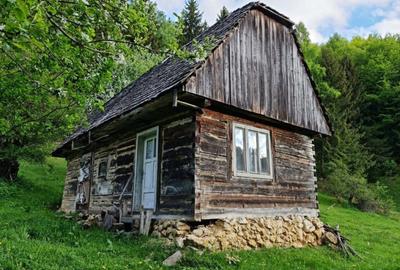 Spațiu comercial, în Bran - 4