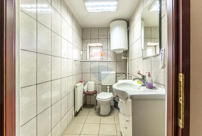 Spațiu comercial, de 780 mp, în Bartolomeu - 17