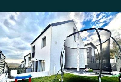 Casa finisata modern, terasa, curte, zona accesibila, Borhanci - 9