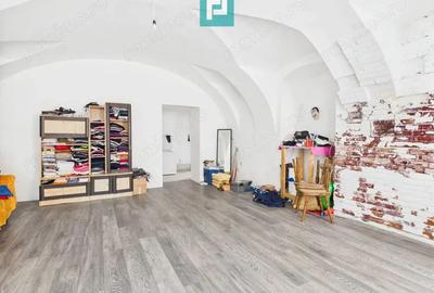 Casa cu 6 camere in zona Central - 14