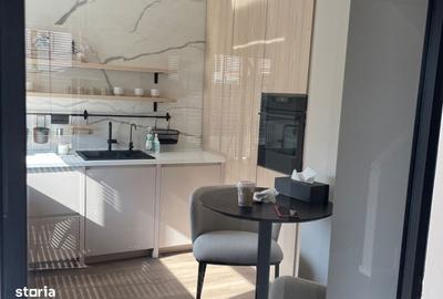 Casă cu 4 camere cu Teren 500 Mp în Rediu - 10