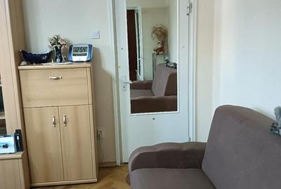 Apartament cu 2 camere semidecomandat în Gojdu - 1