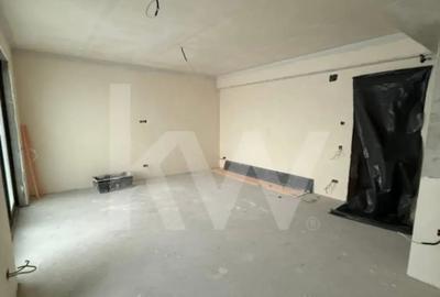Apartament cu 2 camere decomandat în 1 Mai